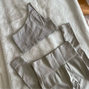 SET Active SculptFlex Leggings and One Shoulder Sports Bra